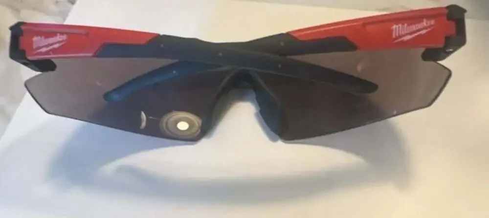 Milwaukee Tinted Performance Safety Glasses with Anti-Scratch Lenses